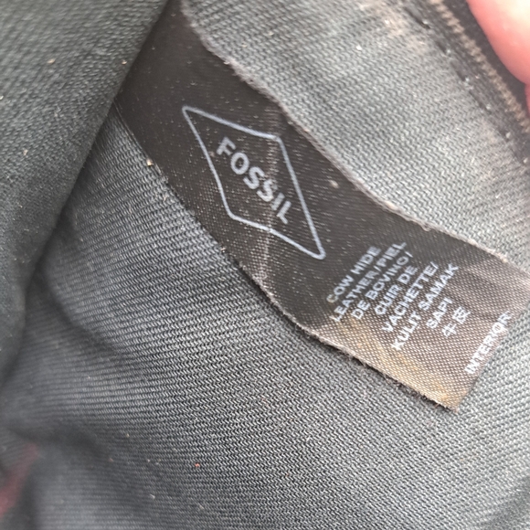 Fossil Black Leather Pouch Wristlet with Gold Padlock Charm - Picture 5 of 7